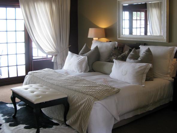 Lairds Lodge Country Estate - room